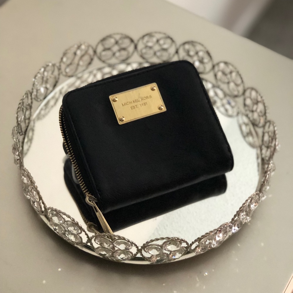 🛑SOLD🛑 Michael Kors wallet